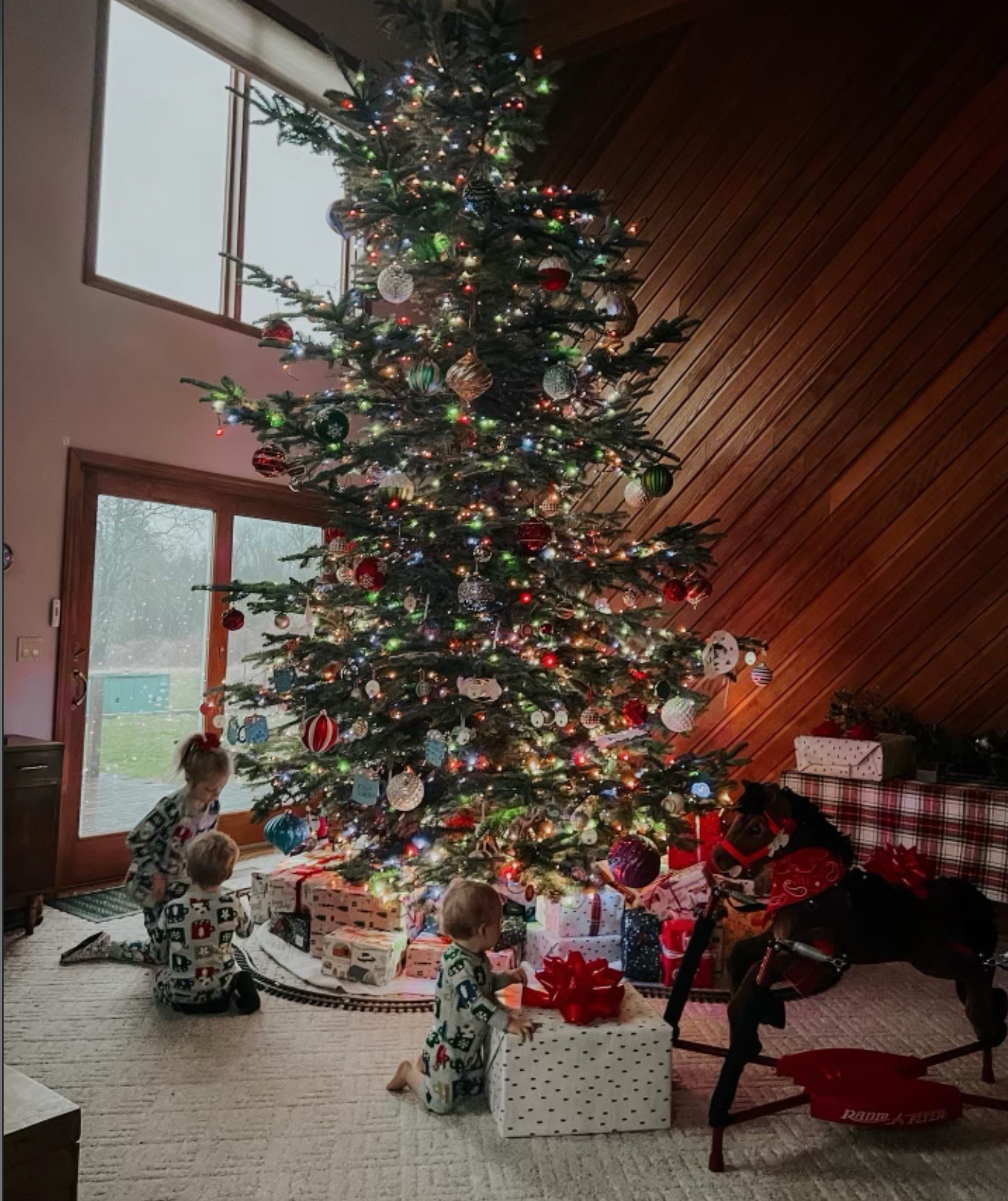 Ep 105: Should Santa Be Canceled?